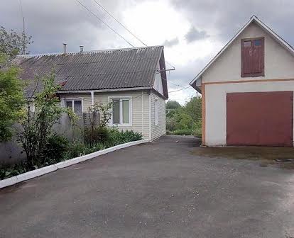 Продам будинок в селі Білокриниччя