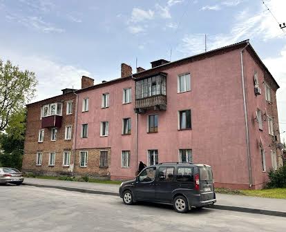 3 кімнатна квартира в м.Полонне Хмельницька обл