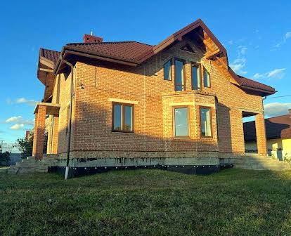 Будинок в місті Жовква (новобудова)