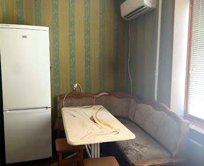 Оренда 3х кімнатної квартири у Комунарському р-ні (Новокузнецька 36а)