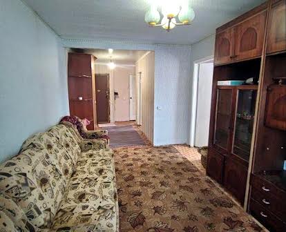 Продам 3-комнатную квартиру в жилом состоянии на Циолковского, Шостка