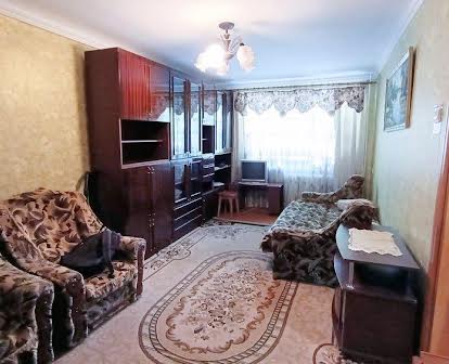 Продам 2 кімнатну квартиру Богоявленська