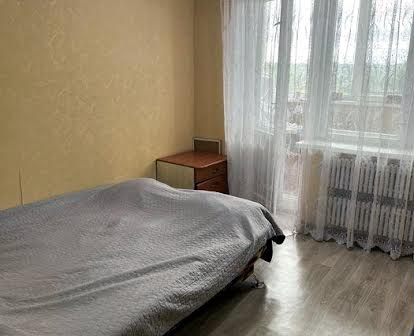 Продам 1 комнатную квартиру на Рабочей,Уральской