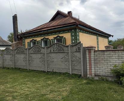 Продам газифікований будинок неподалік від міста Красноград