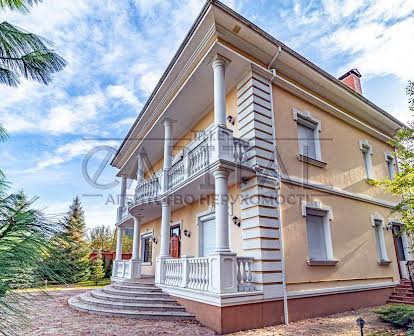 Продаж 3-поверхового будинку, с. Лісне, Києво-Святошинський р-н
