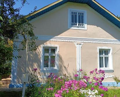Продається домоволодіння в самому безпечному регіоні України