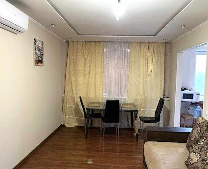 Продам 3-х комнатную квартиру в Чугуеве
