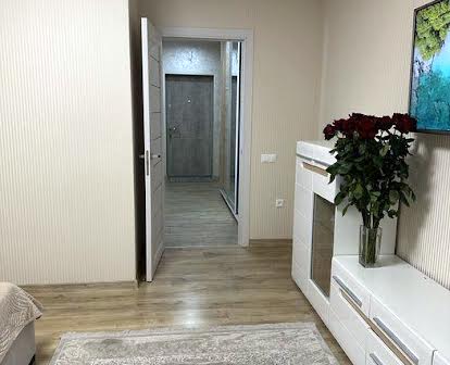 Продаж 1 кімнатної квартири в ЖК бізнес класу “Caramel Residence”