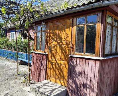 Продам житловий будинок за містом , 20км від Житомира