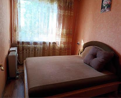 Продам 2-х кімнатну  квартиру з виглядом на р. дніпро
