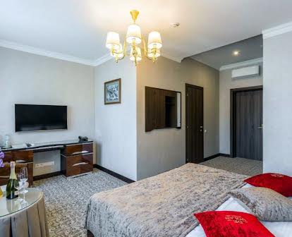 Улучшенный номер с большой двуспальной кроватью в Бутик-отеле Де Волан