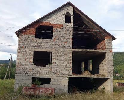 Продам будинок (обєкт незавершеного будівництва) в Свалявському р-ні
