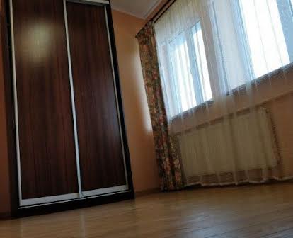 Продам свой 3-х этаж частный дом 7 км от Киева с.Круглык Вита-Почтовая
