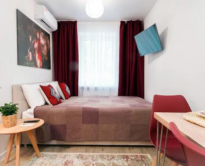 Уютная квартира-студия в украинском стиле у Дружбы Народов