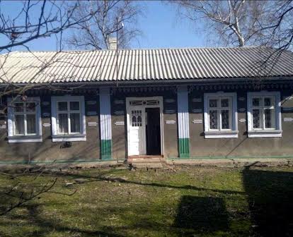 Продам будинок с.Ставчани Чернівецька область