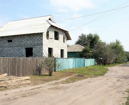 Продажа нового дома без внутренних работ в живописном месте г Конотопа