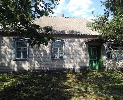 Продам дом в Полтавской области Новосанжарский р-н