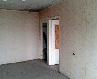 Продам двухкомнатную квартиру в пгт Скала-Подольская