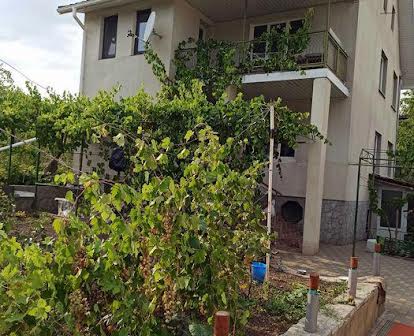 (13) Продам добротный дом из крымского ракушечника в Сухом Лимане