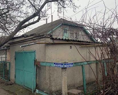 Продается пол дома по ул.Макарова