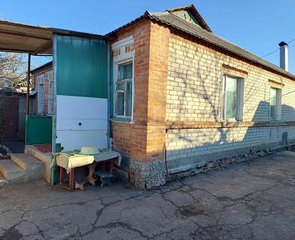 Продам дом на пр.Героев Сталинграда