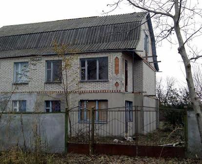 Продам частину будинку в с. Обідне Немирівського р-ну