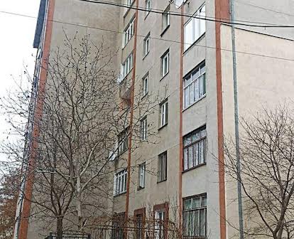 Продаю 2 кімнатну квартиру по вул Шевченка