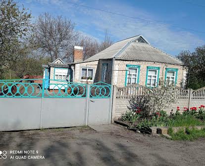 Продам дом пгт. Юрьевка Днепропетровская область