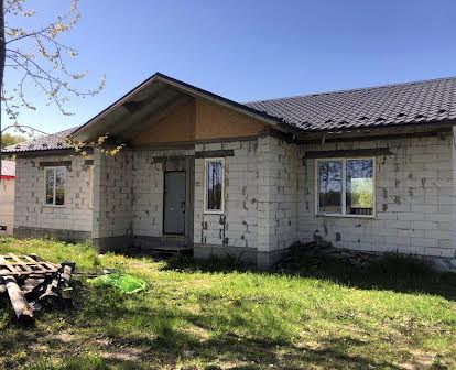 Калинівка Київська область продаж будинку недобудова