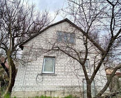 БЕЗ % Продажа дома с участком Пуховка возле Киева в Киевской области