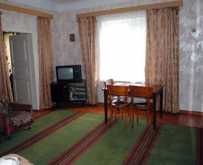 Продам 2-кімнатну квартиру в смт Маневичі