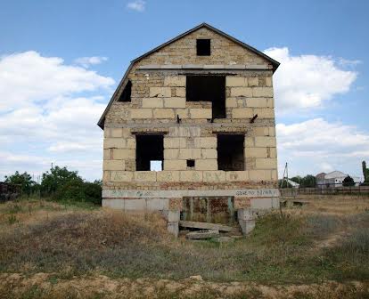 продам дом в четырех уровнях в пгт Болгарка Одесского района