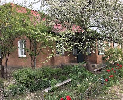 Будинок в смт Диканька