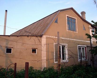 Дом в Выгоде (Одесский район) и 30 соток земли (от владельца)