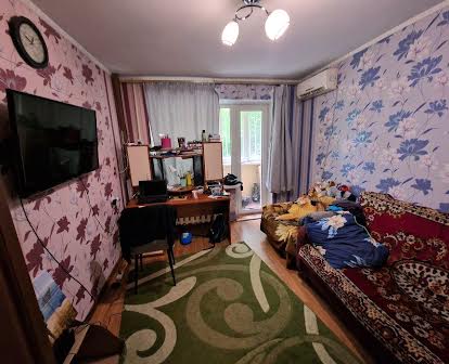 Продажа 2ой квартиры в Днепровском р-не (Левый берег)