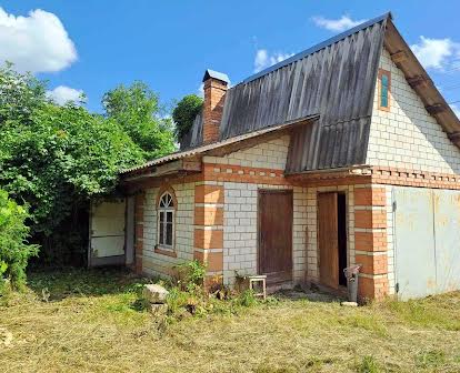 продаю окремий будинок в селі Яришівка