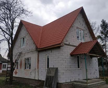 Будинок під Києвом ( недобудова ) 140 м.кв.