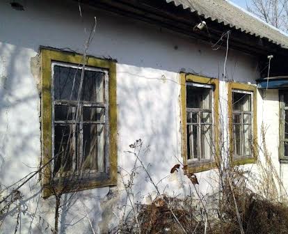 Продам старый дом с. Волчок, Черниговская область