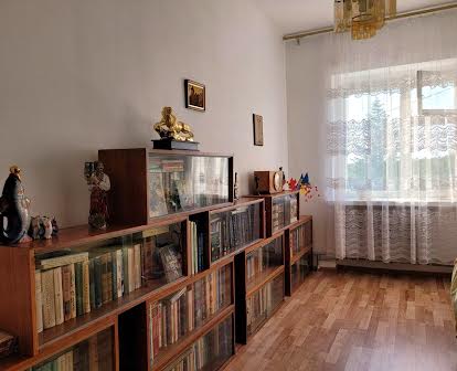 Продаж 3-кімнатної квартири 58 м2 на Бережанській
