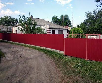 Продається дім в Новоукраїнці по провулку Чехова 41, р-н Молдавка.