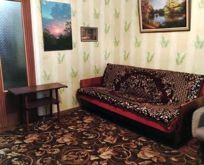 2 кімнатна квартира по вул. Краснова.