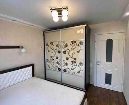Продам 2 комнатную квартиру на Салтовке метро Академика Павлова
