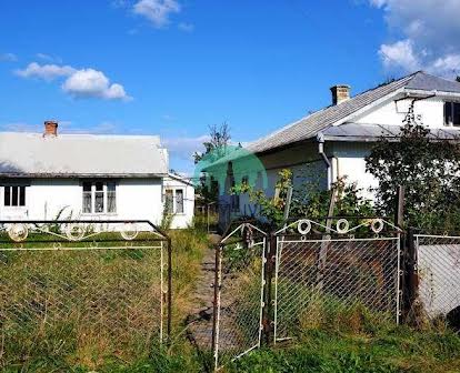 Будинок в смт Солотвино 10 сот під будівництво + 15 сот С/Г.