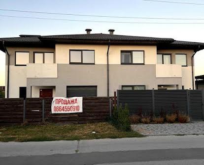 Продаж будинку дуплексу в 160 м2 в с. Новосілки, вул. Київська, 33