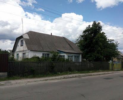 Продаж будинку с. Лютіж, Вишгородський р-н, вул. Вітряного.
