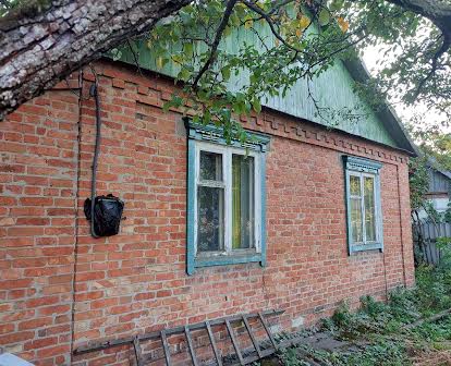 Продається житловий будинок в місті Миргород