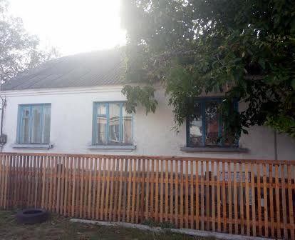 Будинок по вул Пиріжківська