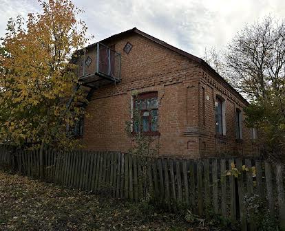Продам гарний будинок в мальовничому селі неподалік м. Хмільник