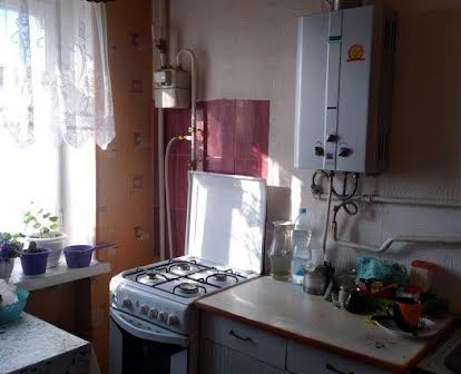 Продаж 1 кім квартири на Яновського.