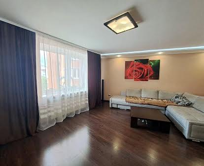 Продаж 3 кімнатної квартири, 90 м.кв., б-р П.Куліша